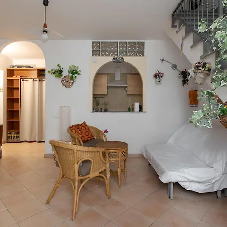 Sanita Inside By Dimorra Apartment Neapel