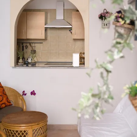 Apartment Sanita Inside By Dimorra Neapel