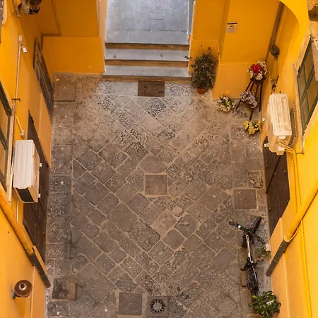 Sanita Inside By Dimorra Apartment